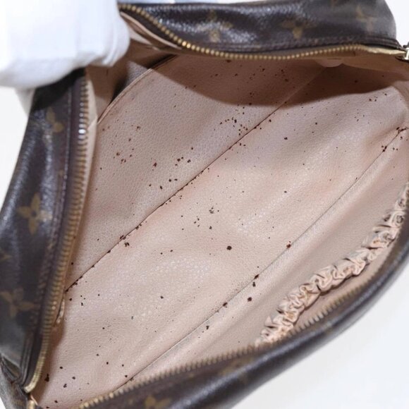 LOUIS VUITTON Monogram Trousse Toilette 28 Clutch Bag M47522 LV Auth 83110 - Picture 9 of 14